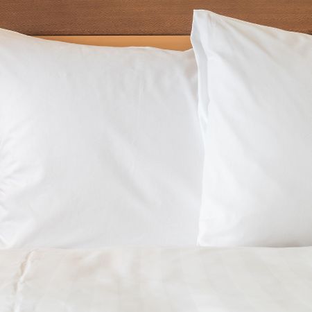 Holiday Inn Express & Suites Oshawa Downtown - Toronto Area By Ihg מראה חיצוני תמונה
